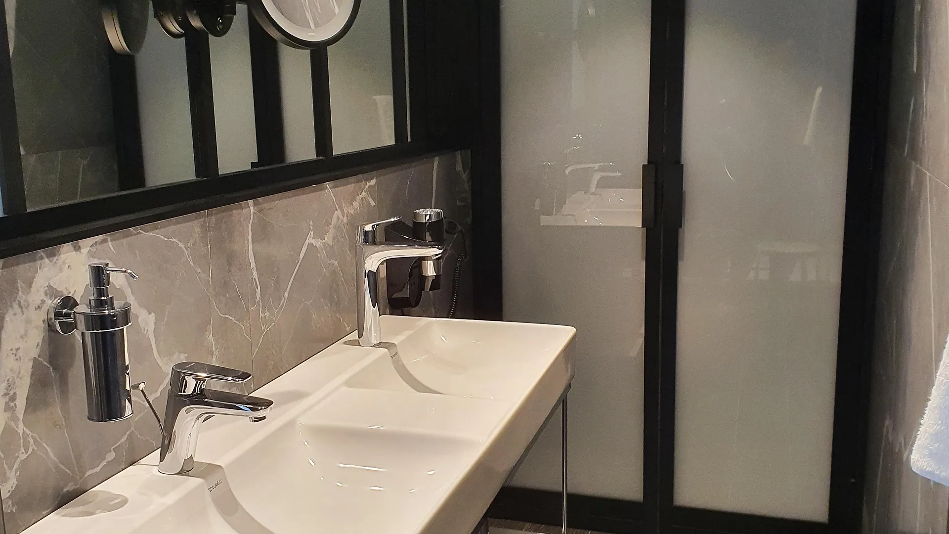 Hotel De France Gare De Lyon Bastille Paris